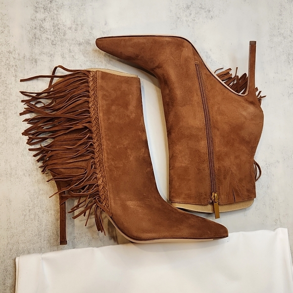 NIB Veronica Beard Nyomi Fringed Suede Heeled Booties - Picture 3 of 8